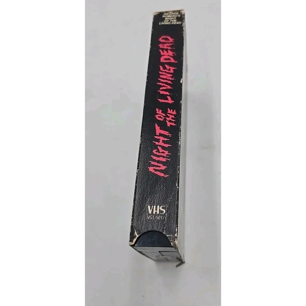 Night of the Living‎ Dead (VHS, 1968) Rare 1984 Video Release Horror